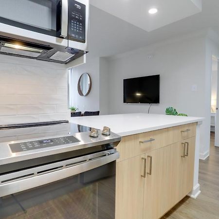 Modern & Charming Apt With Rooftop @Pentagon City Arlington Extérieur photo