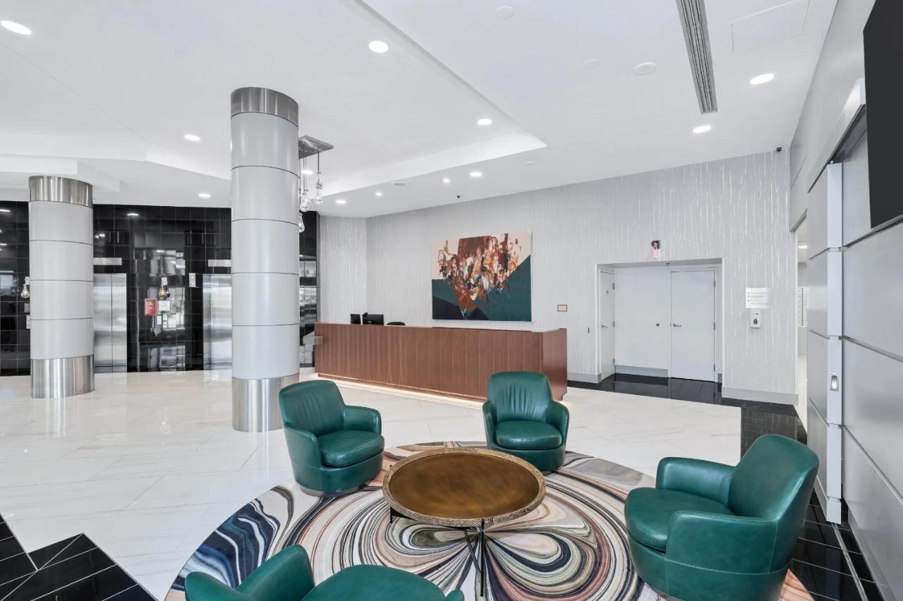 Modern & Charming Apt With Rooftop @Pentagon City Arlington Extérieur photo
