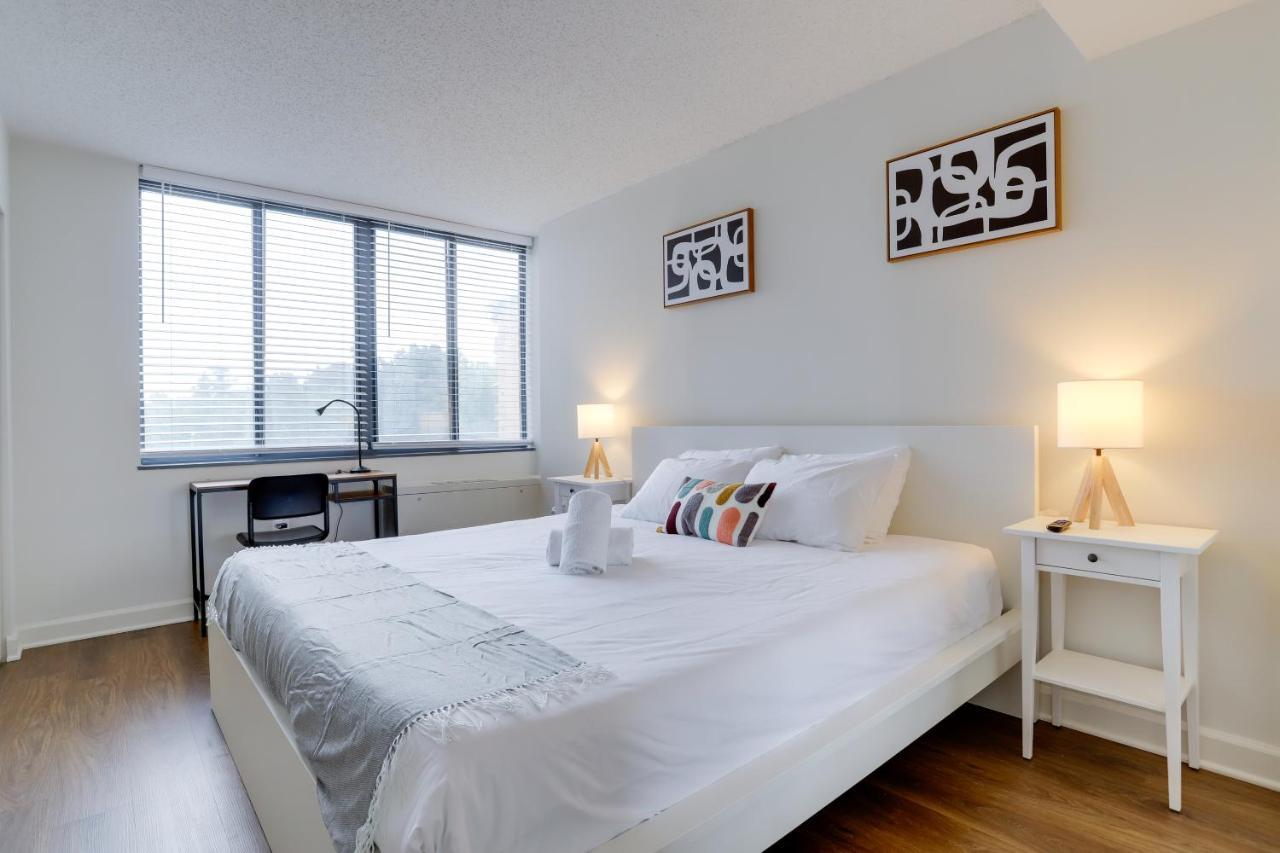 Modern & Charming Apt With Rooftop @Pentagon City Arlington Extérieur photo